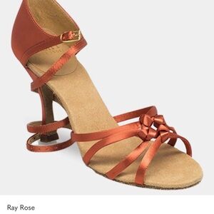 Ray Rose Blizzard Dark Tan Satin Latin shoes 3” heel UK 1 US 3 EU 33 barely worn